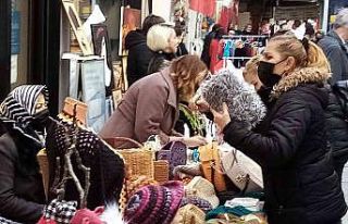 Bandırma’da El Emeği Yılbaşı Alış veriş...