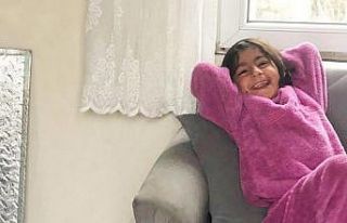 Barakada yaşayan 8 kişilik aile sıcak yuvaya kavuştu