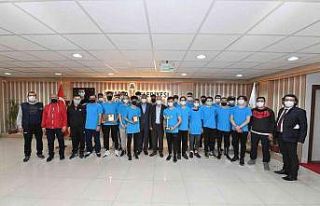 Başdeğirmen, 2’inci lige yükselen şampiyon hentbolcuları...