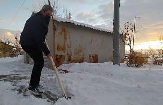 Başkale’de 77 yerleşim yerinin yolu kapanandı...