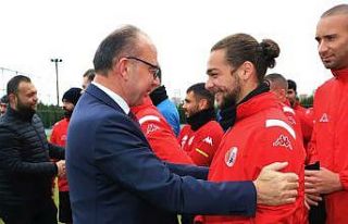 Başkan Akın’dan Turgutluspor’la moral buluşması