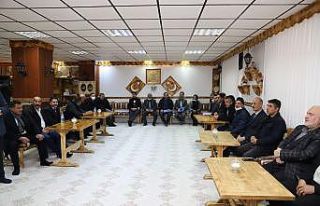 Başkan Aksun, mahalle muhtarları ile bir araya geldi