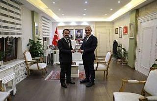 Başkan Altıkulaç’tan Çanakkale Valisi Aktaş’a...