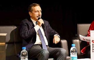 Başkan Ataç tecrübelerini gençlere aktardı