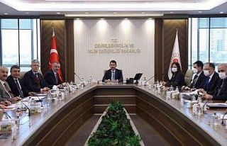 Başkan Büyükakın, Bakan Kurum ile görüştü