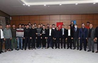Başkan Büyükgöz, gençlerle kariyer sohbetinde...