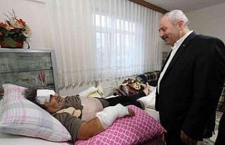 Başkan Büyükgöz’den işçilere moral ziyareti