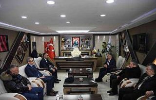 Başkan Büyükkılıç Sarız’da muhtarlarla buluştu