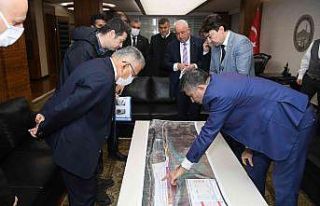 Başkan Büyükkılıç; TCDD Genel Müdürü Akbaş’ı...