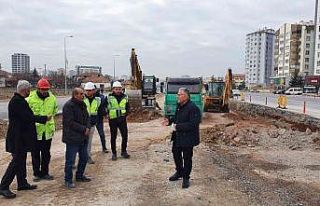 Başkan Büyükkılıç’tan raylı sistem hattında...