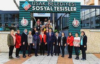 Başkan Çakın seçilmiş kadınlarla buluştu