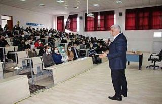 Başkan Çalışkan, üniversite öğrencileriyle...