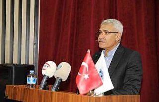 Başkan Güder’den öğrencilere jest