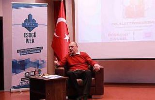 Başkan Kesikbaş üniversite öğrencileriyle bir...