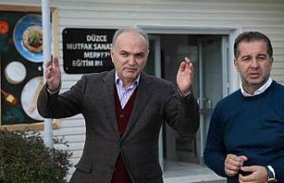 Başkan Özlü eğitim mutfağını inceledi