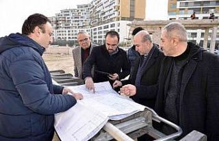 Başkan Pekyatırmacı 32 derslikli ilkokulu inceledi