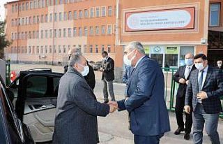 Başkan Yalçın meslek lisesi öğrencileriyle buluştu