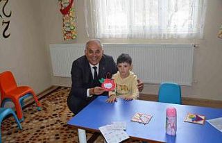 Başkan Yaman çocukların yaptığı etkinliğe eşlik...