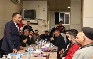 Başkan Yılmaz, her gün vatandaşlarla buluşuyor