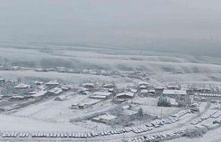 Başkent beyaza büründü