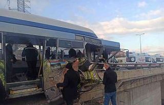 Başkent’te halk otobüsü kaza yaptı, yaralılar...