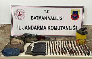 Batman’da eş zamanlı düzenlenen operasyonda 1...