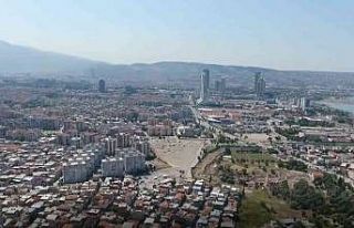 Bayraklı’da 40 yıllık sorun çözüldü: "Bayraklı’yı...