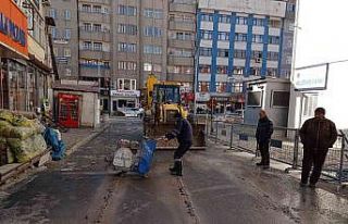 Belediye ekibinden su arızalarına anında müdahale