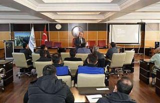 Belediye personeline proje hazırlama eğitimi veriliyor