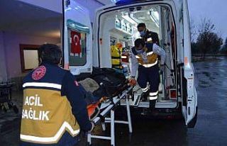 Besni’de otomobil takla attı: 2 Yaralı