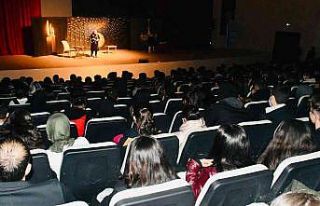 Besni’de ‘Uyuşturucuyla Mücadele” konulu tiyatro