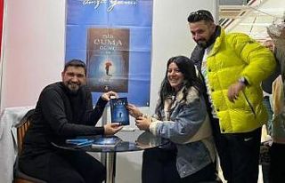 Bir Cuma Günü kitabı fuarlarda yoğun ilgi görüyor