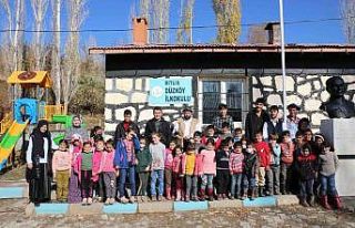 Bitlis Belediyesi köy çocuklarını tiyatroyla buluşturuyor