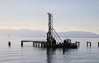 Bodrum’da kaçak iskeleler teker teker yıkılıyor