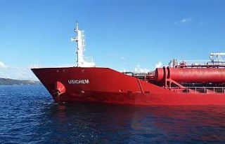 Boğaz’da tankerin sol tarafındaki demir düştü:...