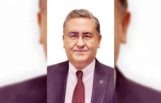 Brüksel Büyükelçisi Hasan Ulusoy öğrencilere...