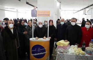 Bu pazarda kadınlar ürettiklerini satıyor