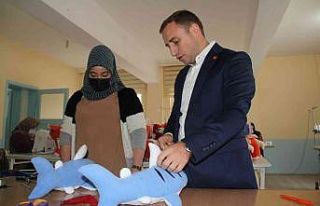 Bu projeyle hem üretici kadınların hem de yetim...