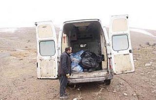 Bünyan Belediyesi hayvanlar için doğaya yem bıraktı