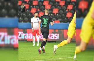 Burak Altıparmak: “Bursaspor’u layık olduğu...