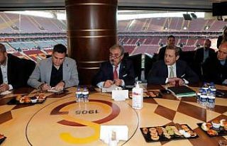 Burak Elmas: "Kerem Aktürkoğlu’nun sözleşmesini...