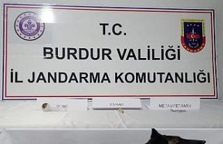 Burdur’a uyuşturucu operasyonu: 2 gözaltı