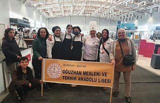 Burdurlu öğrenciler uluslararası yarışmaya damga...