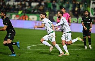 Bursaspor ilk kez deplasmanda 3 gol attı