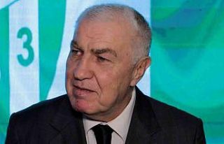 Bursasporlular Derneği Başkanı Şenol Dolar: “Geçmişe...