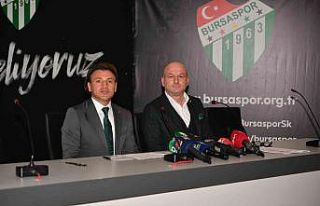 Bursaspor’un yeni teknik direktörü Tamer Tuna...