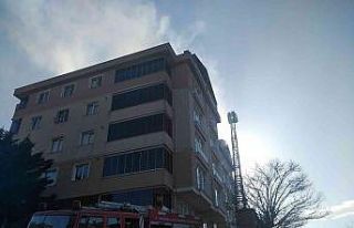 Büyükçekmece’de çıkan yangında anne ve kızı...