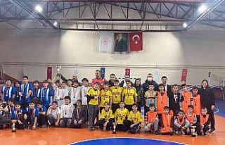 Çal’da futsal coşkusu