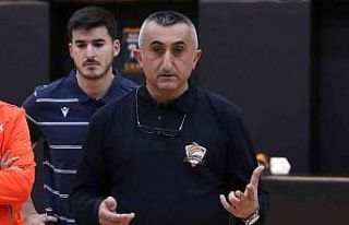 ÇBK Mersin Yenişehir Belediyesi Aziz Akkaya ile...