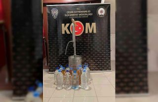 Çeşme’de sahte içki operasyonu